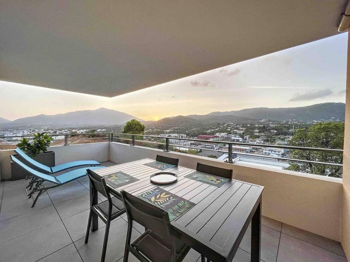 Appartement Central Avec Tres Jolie Vue Ajaccio  Dış mekan fotoğraf